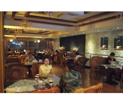 藍(lán)岸咖啡開展“愛在藍(lán)岸?咖啡傳情”交友活動(dòng)